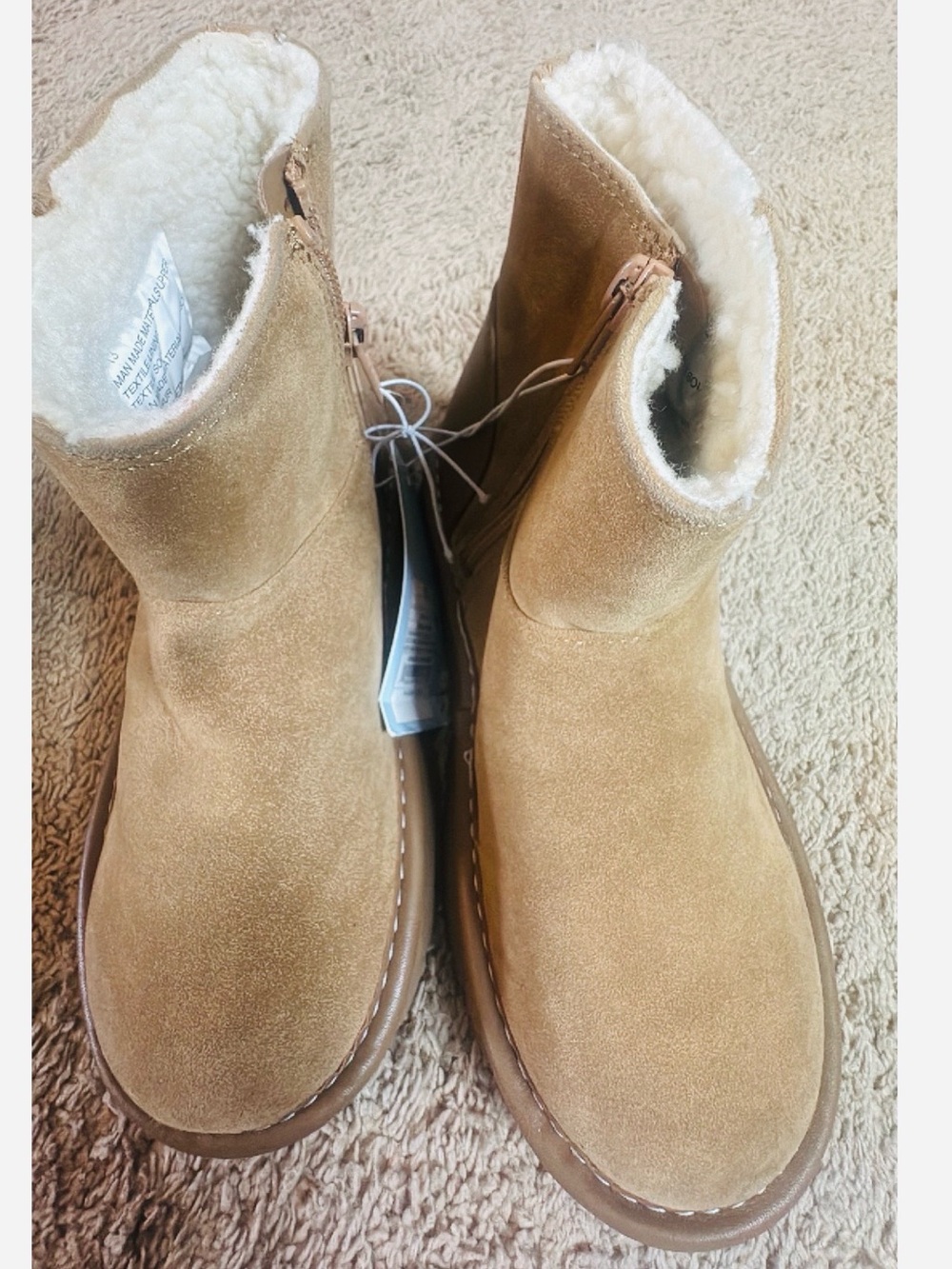 Cat & Jack Girls’ Honor faux suede style boots Cognac size 13